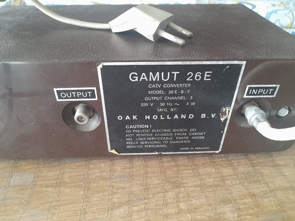 Vintage OAK GAMUT 26E (1989) tv-converter+Oostende grid, Ophalen of Verzenden, Gebruikt, Tv, Overige typen