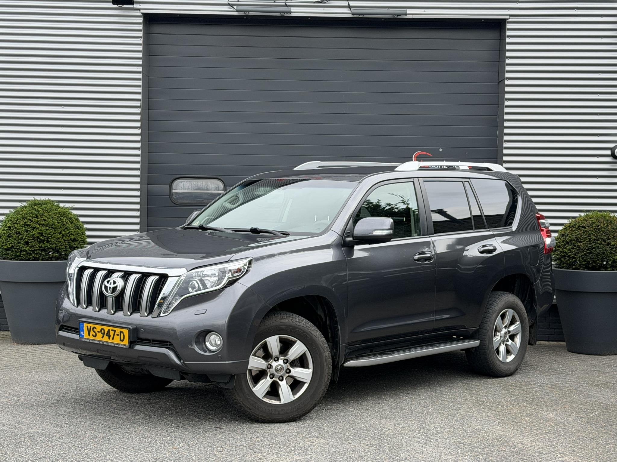 Toyota Land Cruiser 2.8 D-4D-F VX Blind Van, 177 ch, Achat, Euro 6, Entreprise