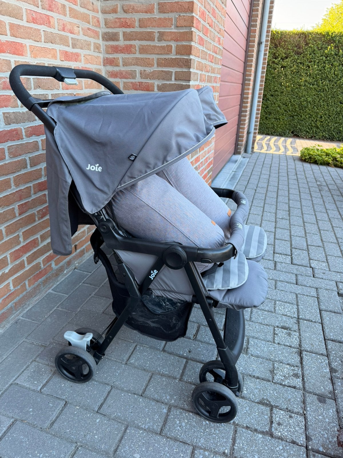 Tweeling kinderwagen- Joie Aire twin + Little Dutch voetmof., Kinderen en Baby's, Ophalen, Zo goed als nieuw, Kinderwagen of Buggy
