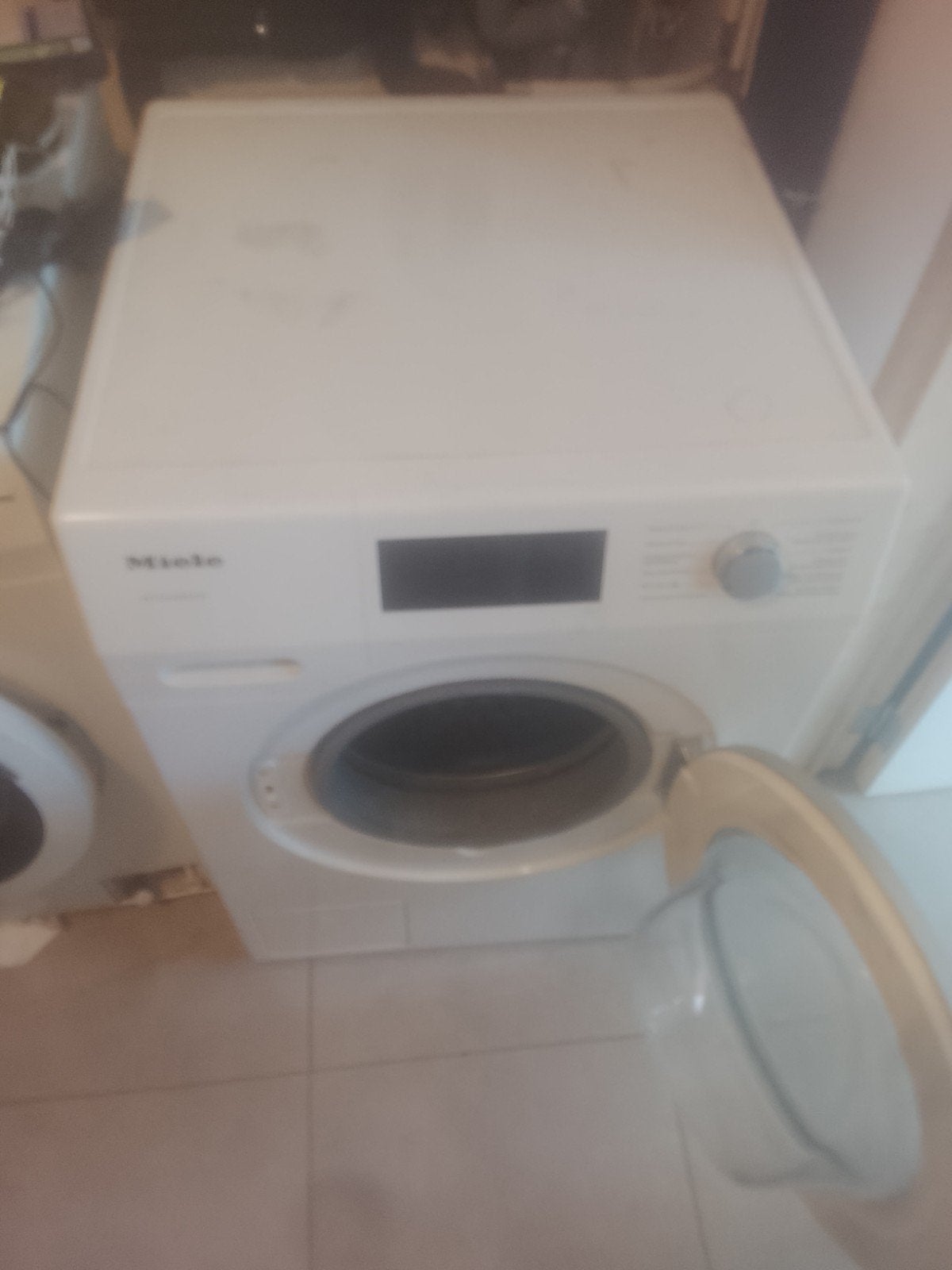 Miele w 1 excellence goede staat, Enlèvement