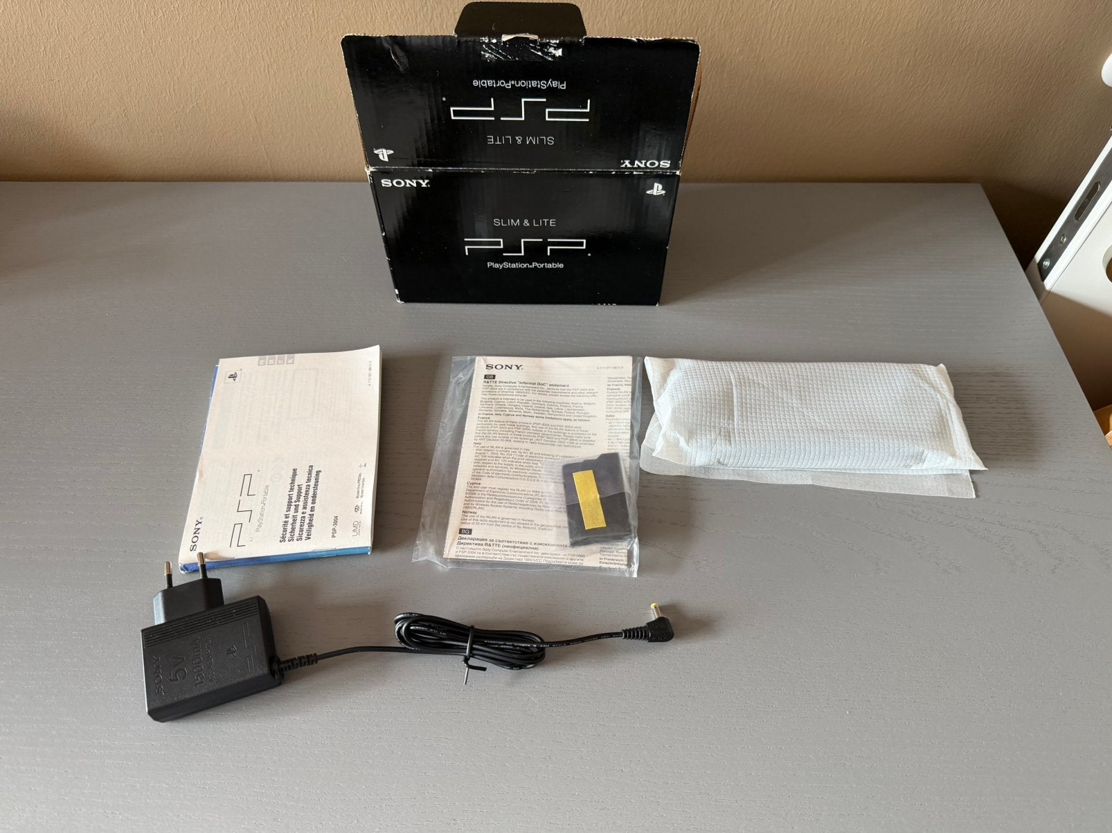 Psp 3004 in nieuw staat met 7 games, Games en Spelcomputers, Ophalen, Zo goed als nieuw, PSP