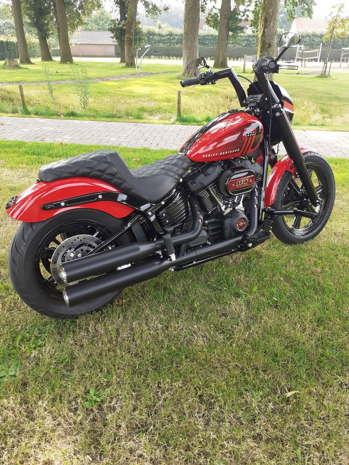 gelcore stepupzadel m8 streetbob, Motos, Enlèvement ou Envoi