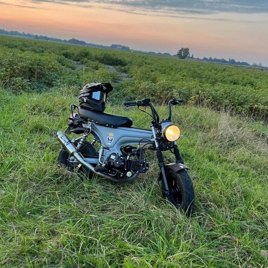 50cc semi automatische A klasse Dax met papieren, Fietsen en Brommers, Brommers | Overige merken, Ophalen, Skyteam, Klasse A (25 km/u)