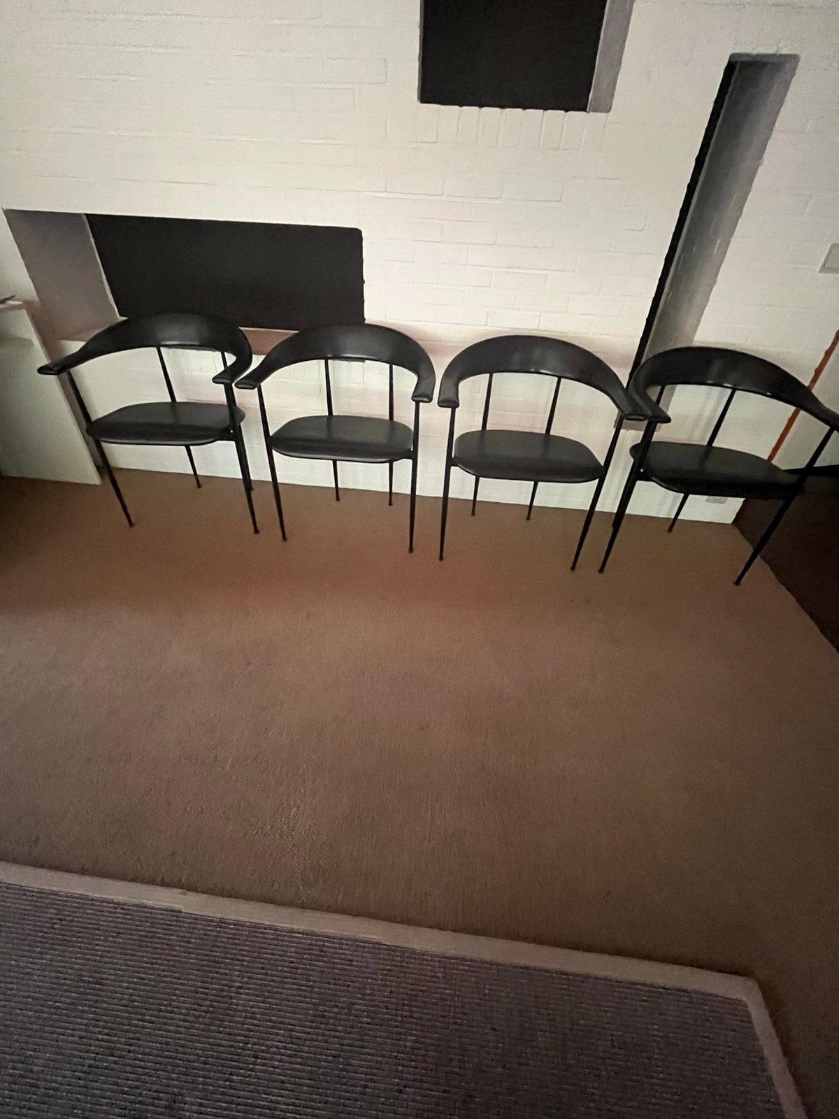 4 stoelen met armleuning, Huis en Inrichting, Stoelen, Ophalen, Zo goed als nieuw, Zwart, Modern