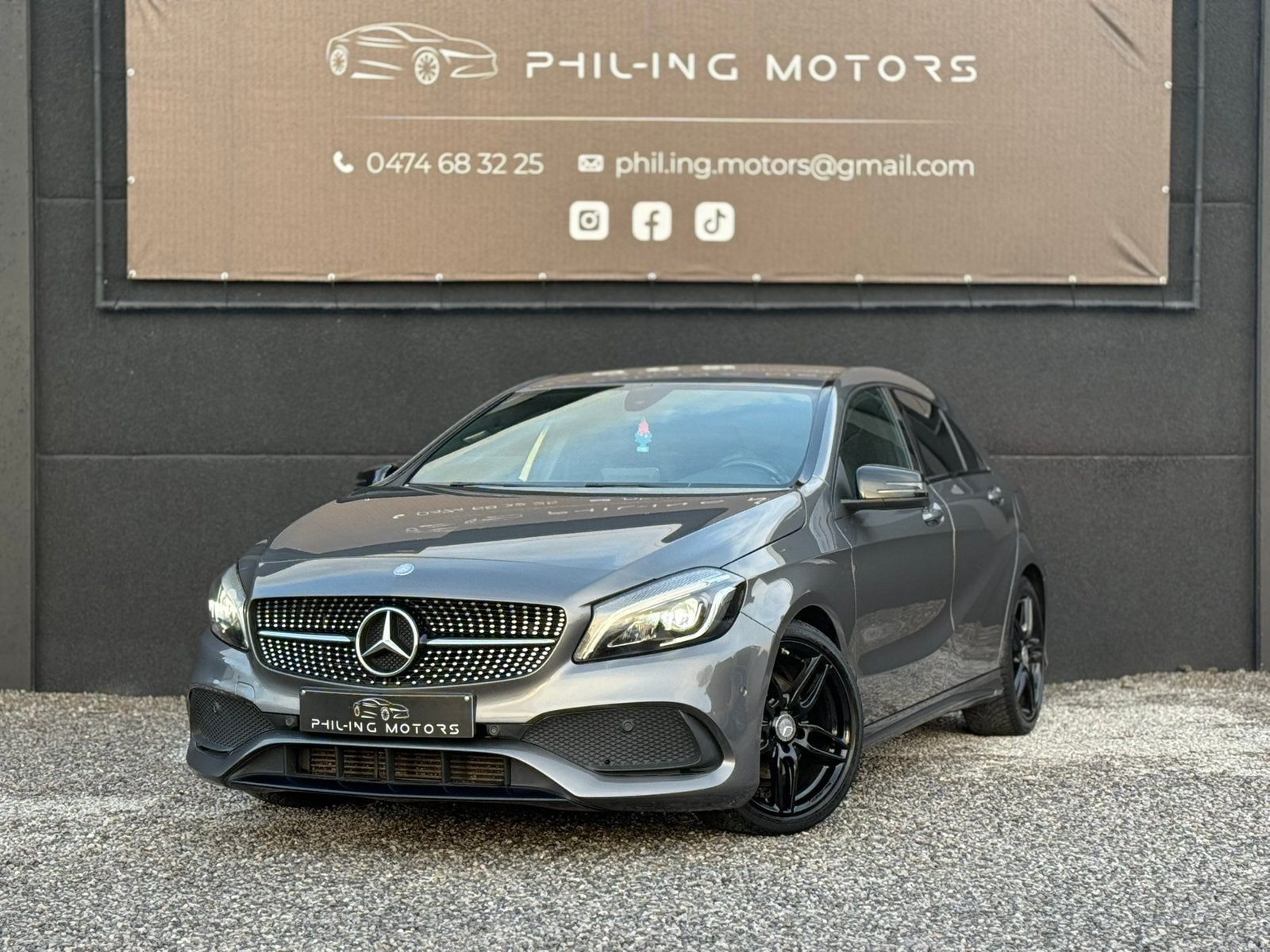 Mercedes-Benz A 180 Pack AMG Int/Ext, Cuir, Alcantara, Gps, Autos, Achat, Euro 6, Entreprise, Noir