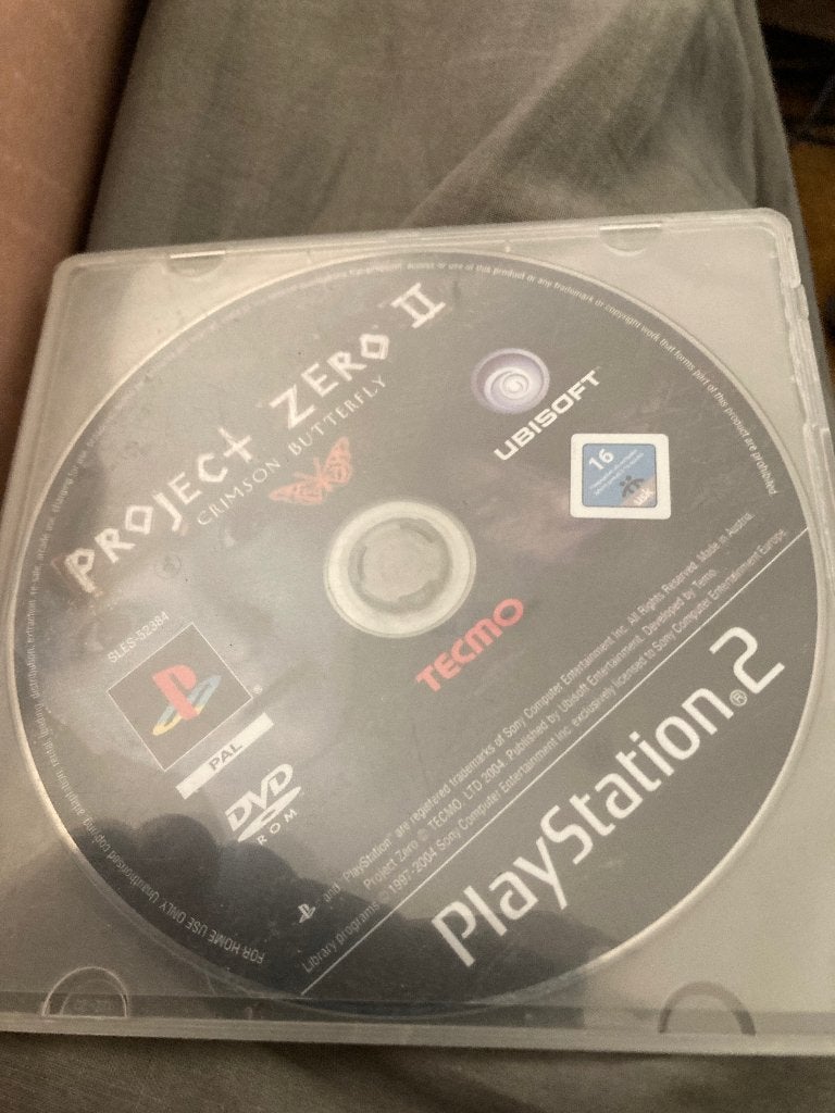 Project zero 2 crimson butterfly, Enlèvement ou Envoi