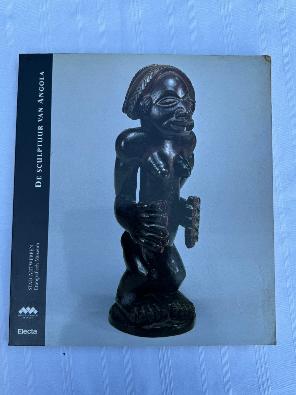 Boek : De sculptuur van Angola, Enlèvement, Utilisé, Sculpture