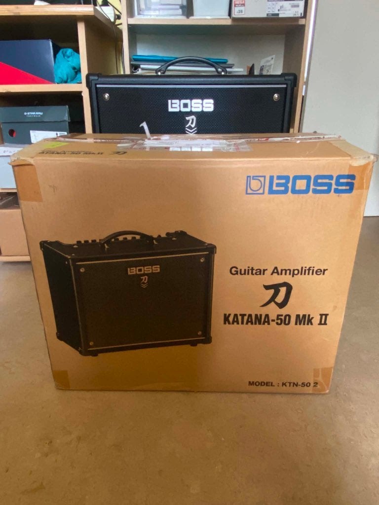 Boss katana Mk2 50 versterker, Muziek en Instrumenten, Versterkers | Bas en Gitaar, Ophalen, Zo goed als nieuw, Gitaar, 50 tot 100 watt