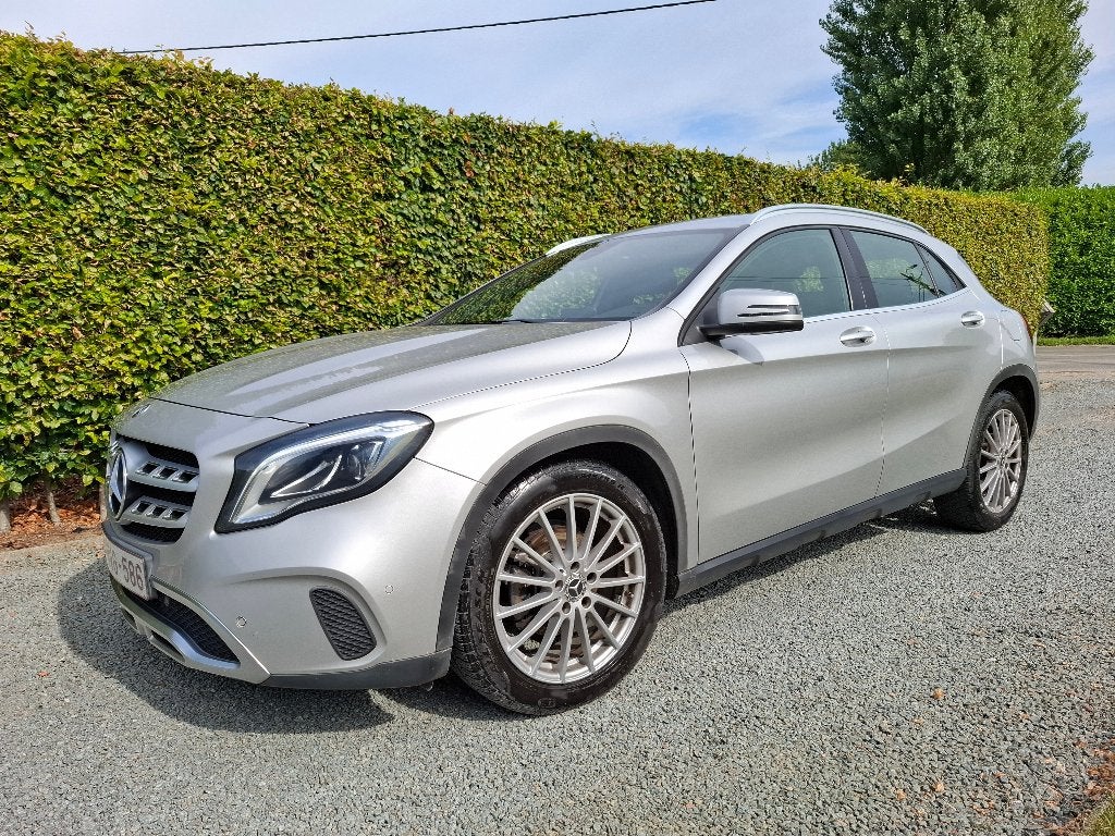 Mercedes-Benz GLA 180 1.6 Benzine Automaat (2017) - 88.395km, Auto's, Mercedes-Benz, 1435 kg, 5 zetels, 5 deurs, Particulier