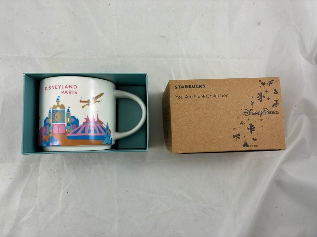 Starbucks Disney YAH Mug - You Are Here Disneyland Paris DLP, Verzamelen, Ophalen of Verzenden, Nieuw, Servies
