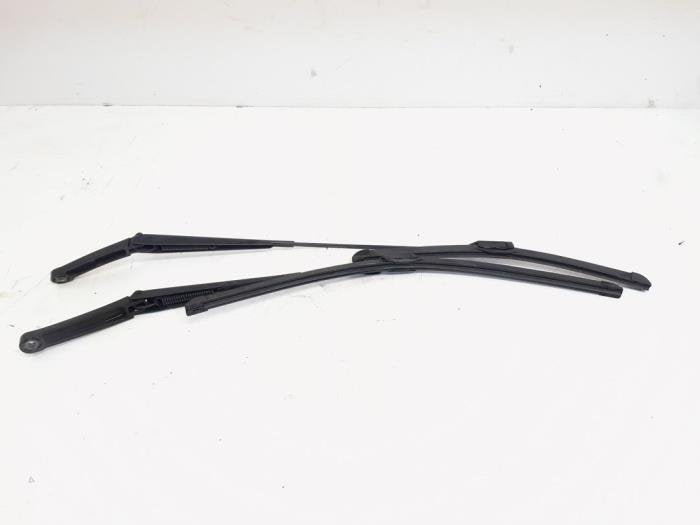 Bras essuie-glace avant d'un Volkswagen Polo, Volkswagen, -, 3 mois de garantie, Utilisé