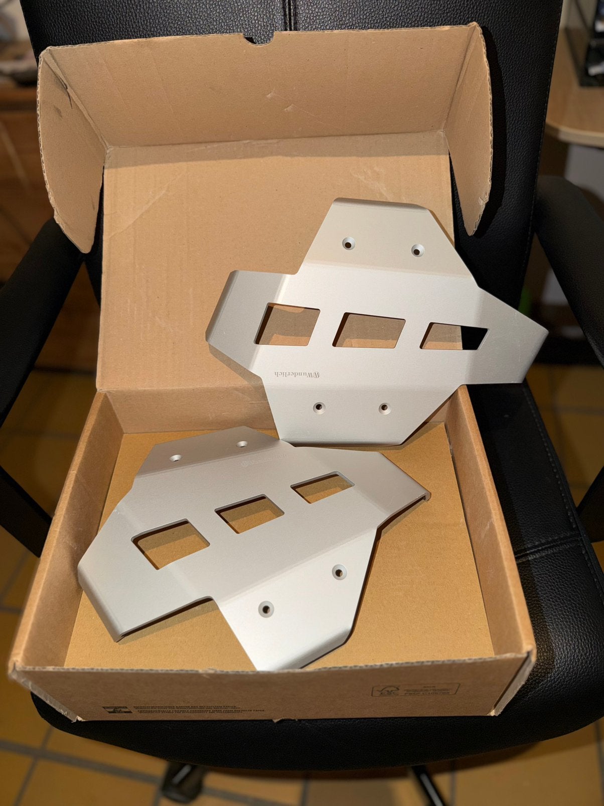 Protection tête de cylindre – R 1250 GS/A, Enlèvement