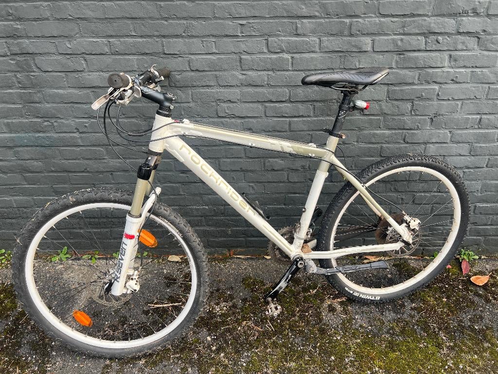 B’TWIN Rockrider 8.1 – Wit – 26 inch – MTB met schijfremmen, Ophalen, Gebruikt, Heren, Overige merken