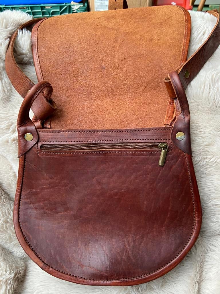 Sacoche en bandoulliere veritable cuir, Autres marques, Cuir, Enlèvement ou Envoi, Comme neuf