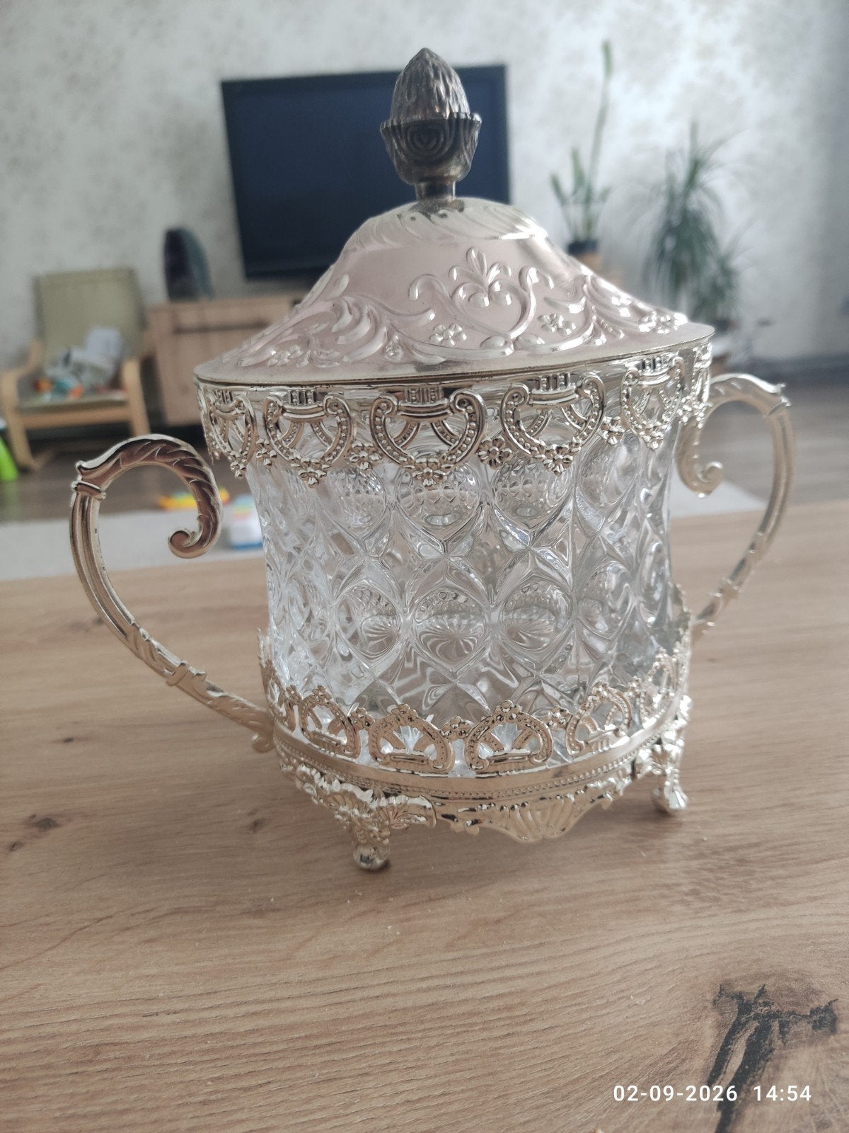 glazen pot met deksel, Ophalen, Met deksel