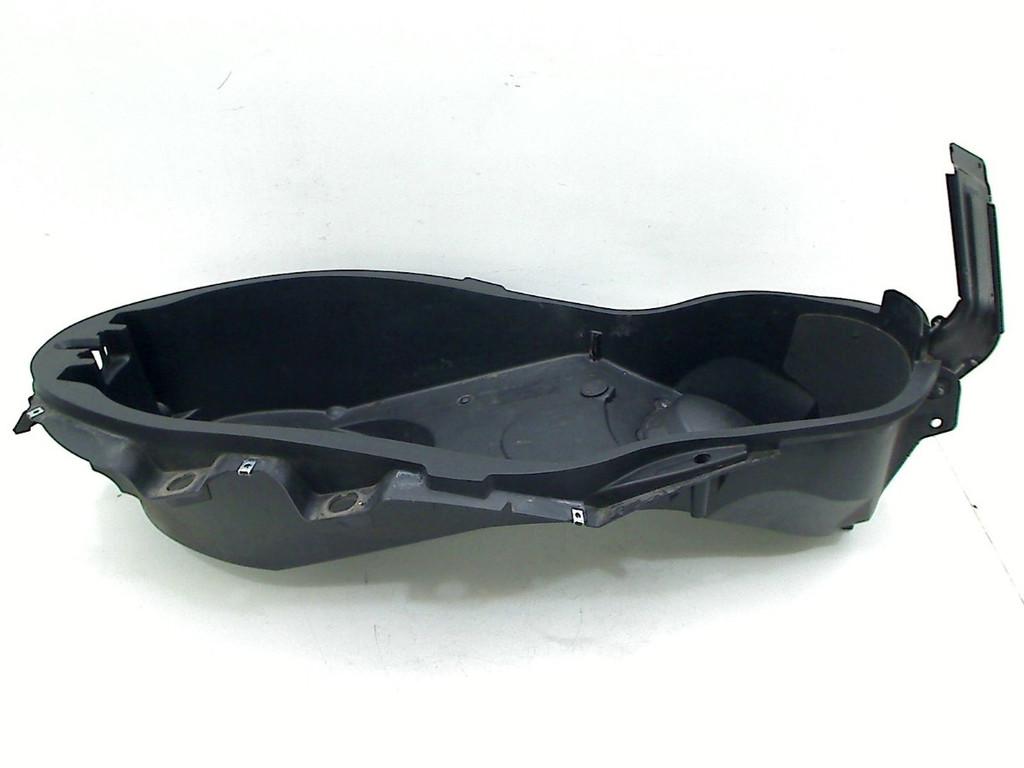 COFFRE À CASQUE YP 250 R X-MAX 2010-2013 (YP250R 1C0), Motos, Pièces | Yamaha, Dhr. S. di Majo, Utilisé, Info@cama-motorparts.nl