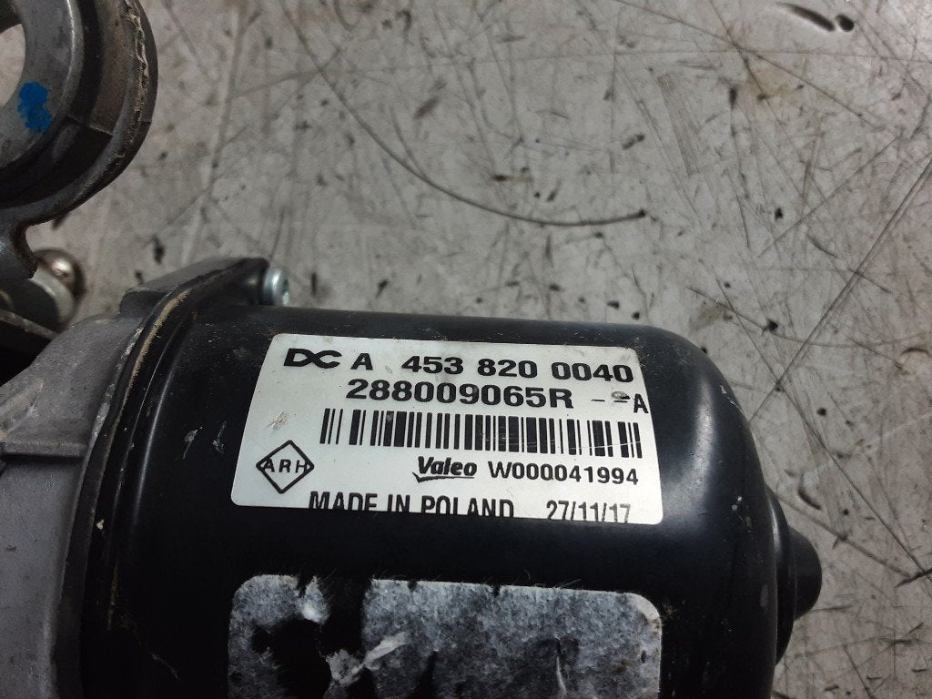MOTEUR ESSUIE-GLACE AVANT Twingo III (AH) (288009065R), Renault, Utilisé, Peter-Huppertz-Straße 5
51063  Köln, DE, Dialog.deutschland@renault.de