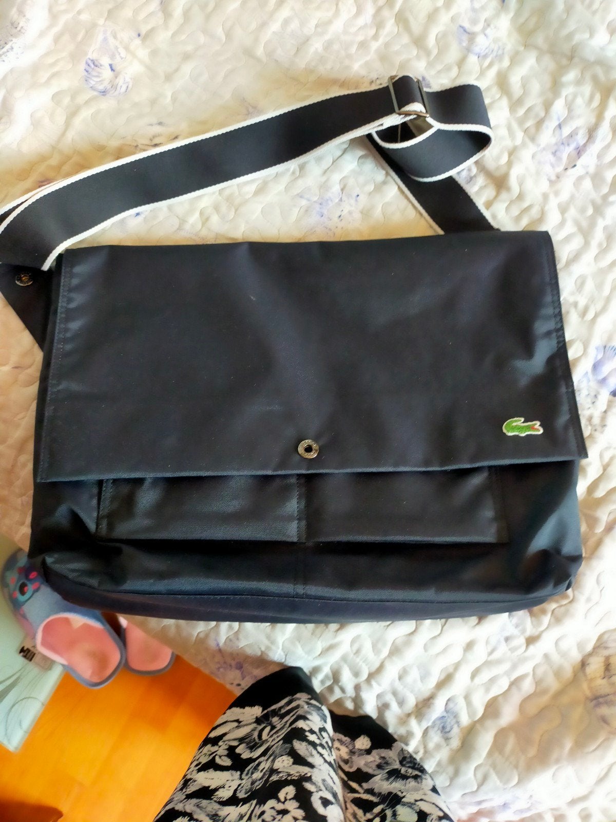 Sacoche ou cartable lacoste authentique neuf, Neuf, Noir, Autres marques