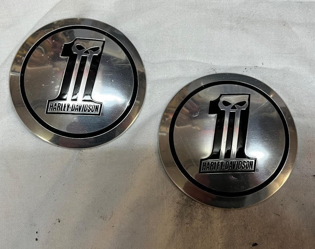 Harley benzinestop Number One Skull covers OEM-nr 99673-10, Ophalen, Gebruikt