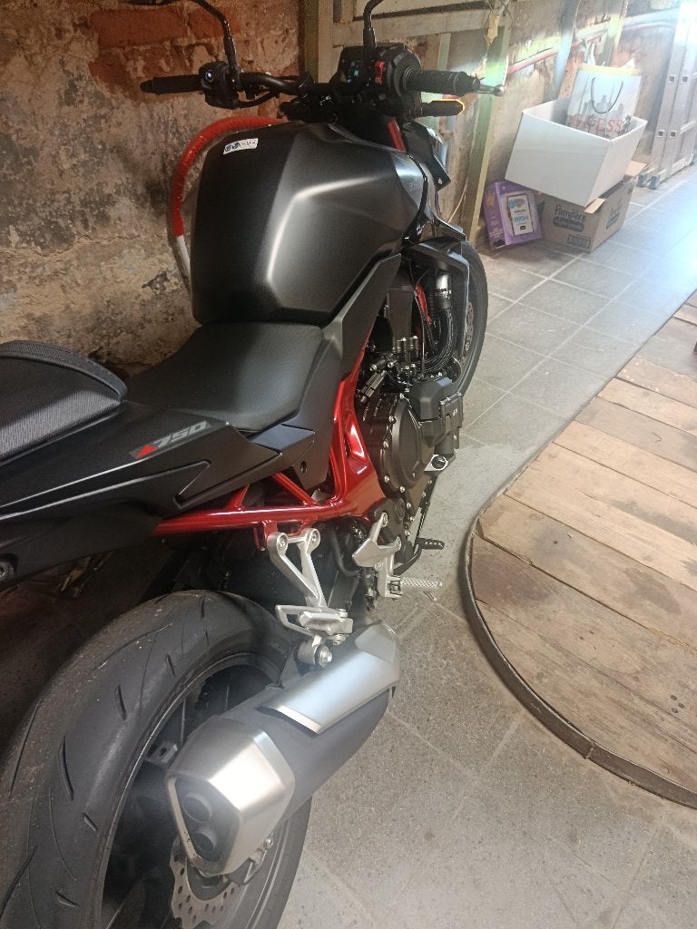 Embrayage électrique Honda CB750 Hornet 2026, Permis Moto A, 750 cm³, Entreprise, Occasion