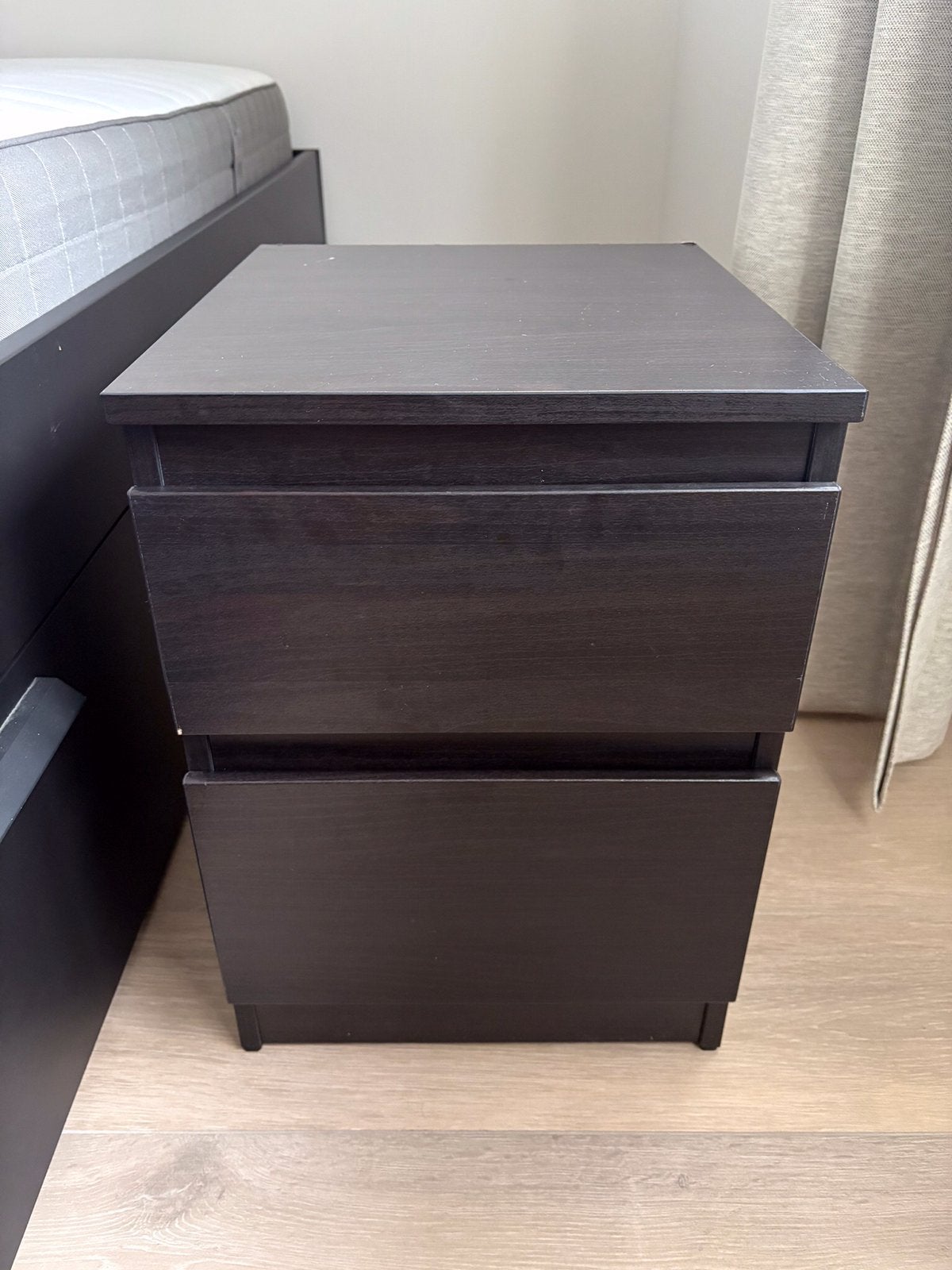 2x ikea nachtkastjes, Ophalen, Gebruikt