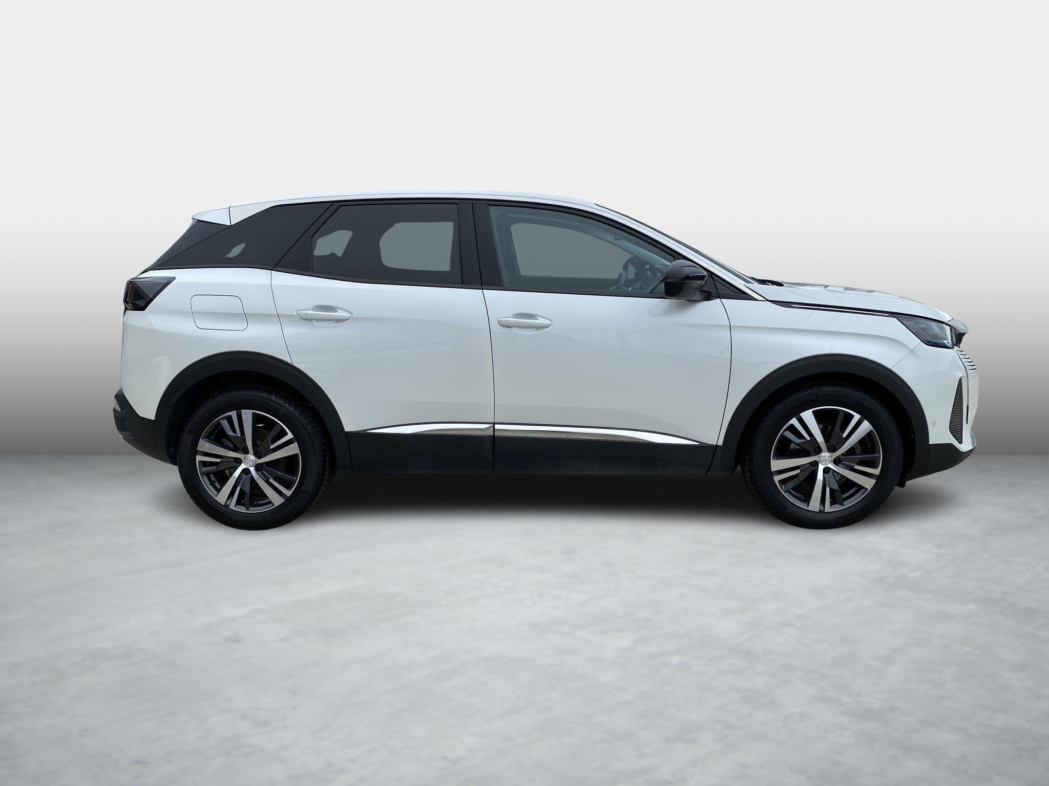 Peugeot 3008 1.2 PureTech 96kW S&S Allure Pack, Voorwielaandrijving, Stof, Zwart, 1199 cc