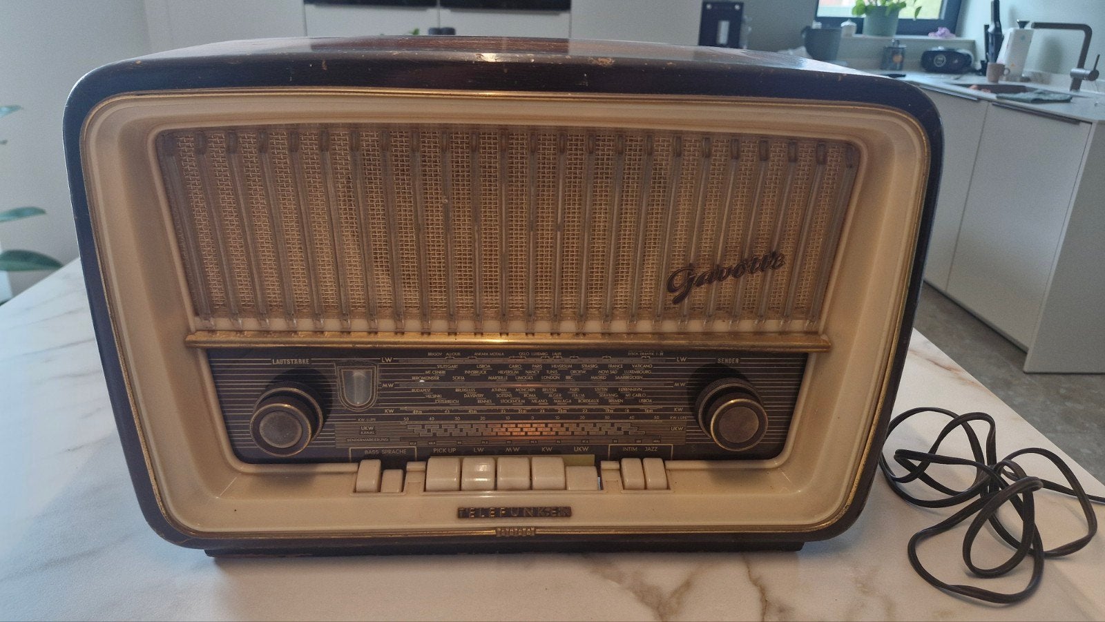 Vintage Telefunken Gavotte, Enlèvement, Ne fonctionne pas, Radio