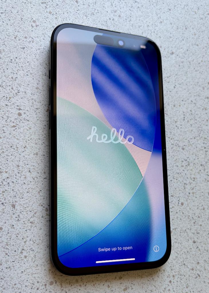 iPhone 15 noir (128 Go)  EN PARFAIT ÉTAT + garantie, Télécoms, Téléphonie mobile | Apple iPhone, 128 GB, IPhone 15, Reconditionné