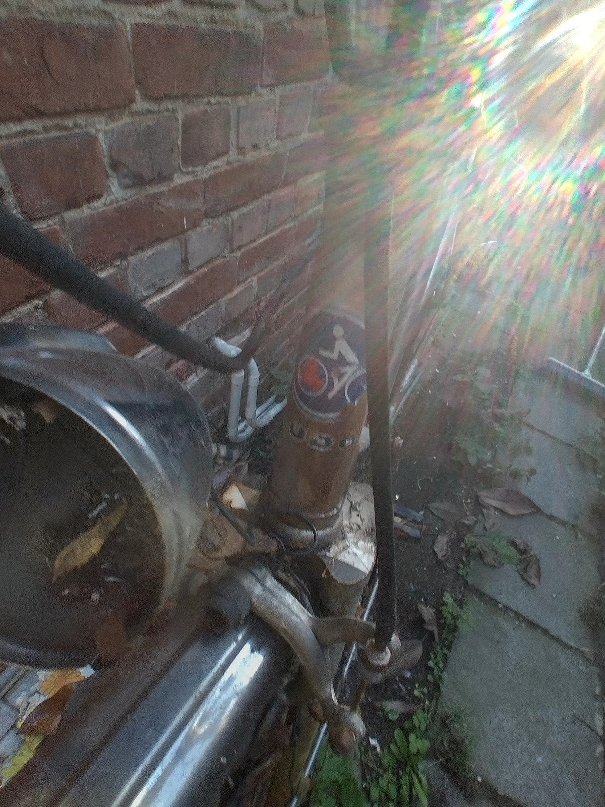 fiets met werk aan, Enlèvement