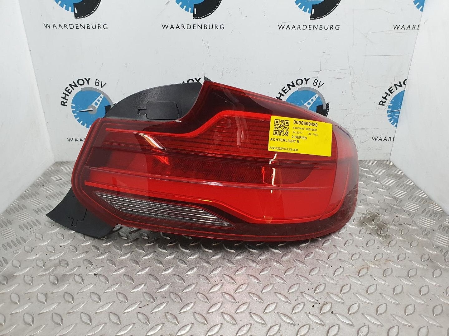 BMW 2 SERIES F22LCI M240i High Executive  ACHTERLICHT R 2017, Ophalen of Verzenden, Gebruikt, ARN erkend