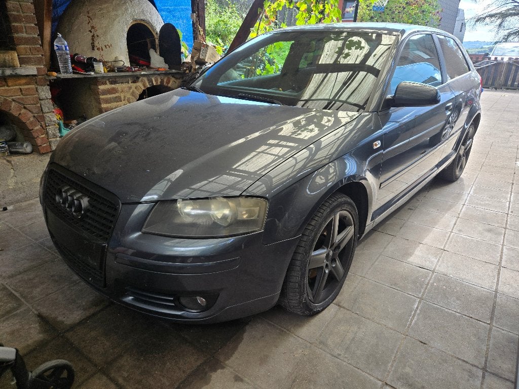 Audi a3, Autos, Cuir, Argent ou Gris, Achat, Boîte manuelle