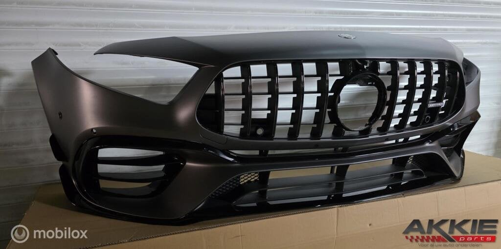 Mercedes A45 AMG Voorbumper W177 FACELIFT EARODYNAMIKA, Gebruikt, Voor, Ophalen of Verzenden, Bumper