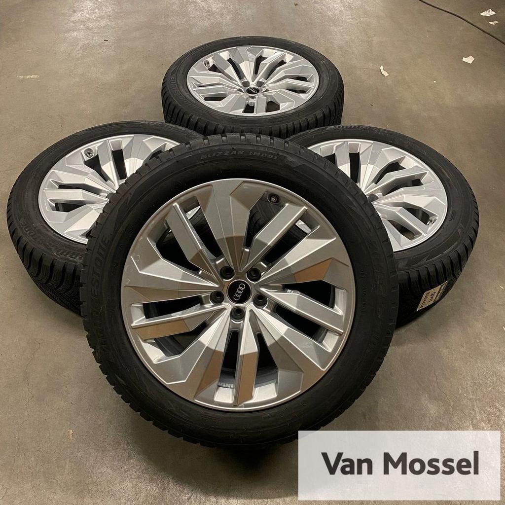 Audi E-Tron SQ8 Bridgestone Blizzak LM001 255/50/R20 109H, Auto-onderdelen, Banden en Velgen, Gebruikt, 255 mm, -, -
