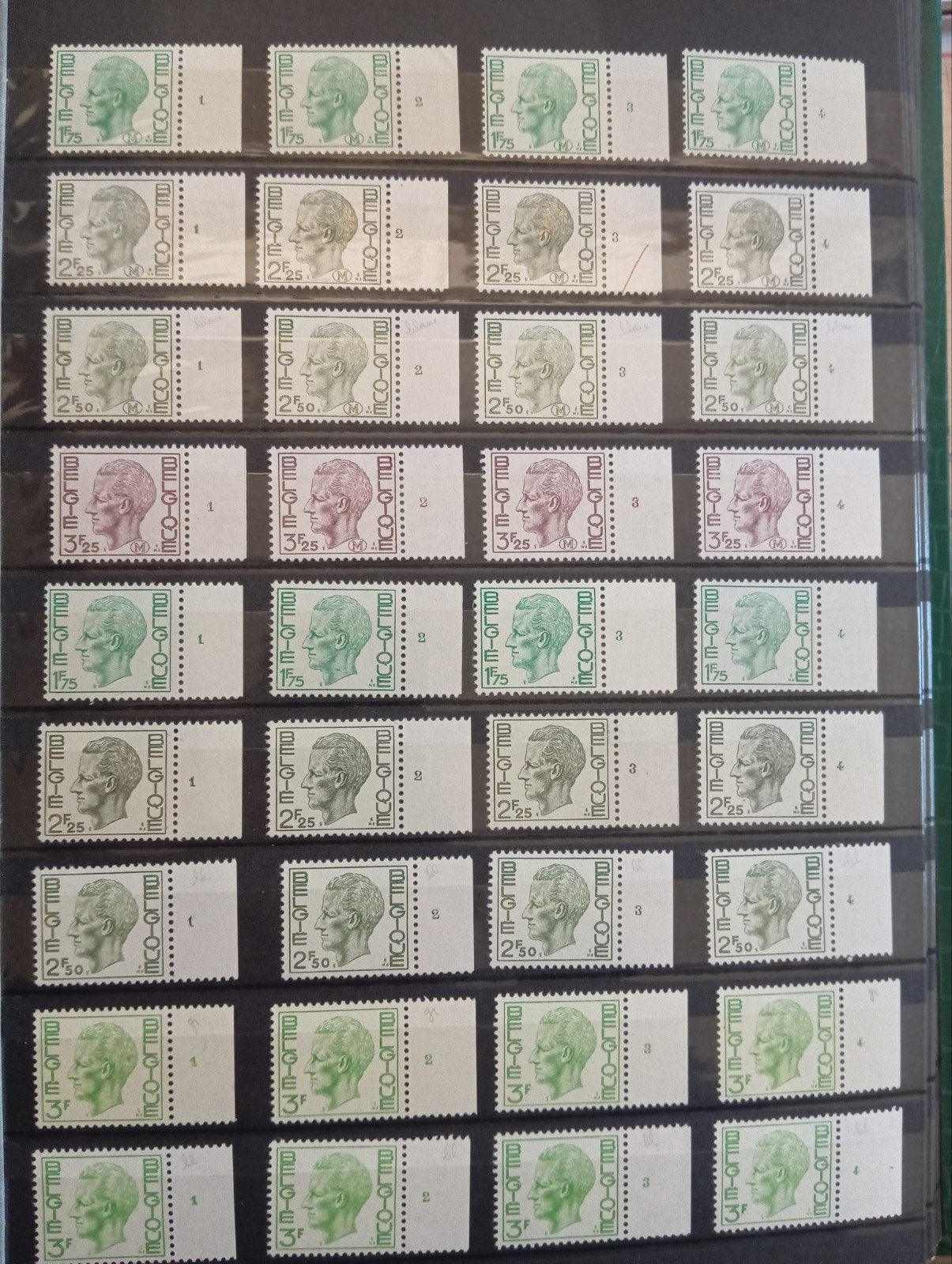 Hier is 1 prachtige collectie van 310 nieuwe Belgische postz, Postzegels en Munten, Ophalen of Verzenden