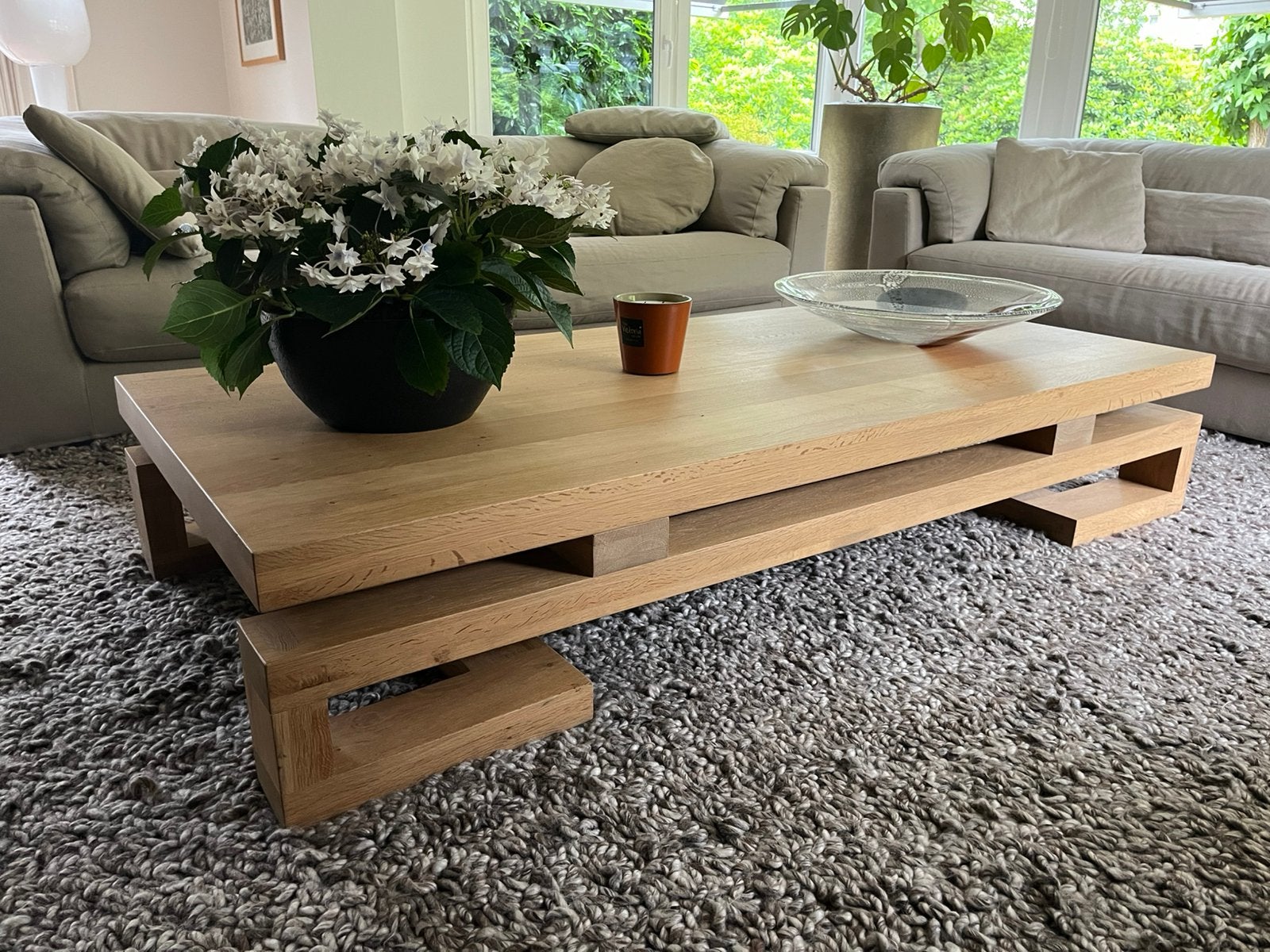 Salontafel Massief eikenhouten salontafel, modern design, Huis en Inrichting, Ophalen, Eikenhout, Zo goed als nieuw, Modern