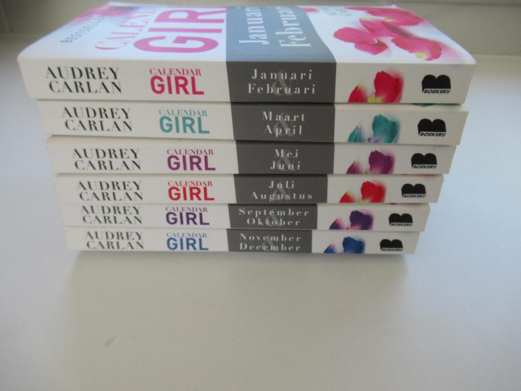 6x calendar girl, Boeken, Ophalen of Verzenden, Zo goed als nieuw