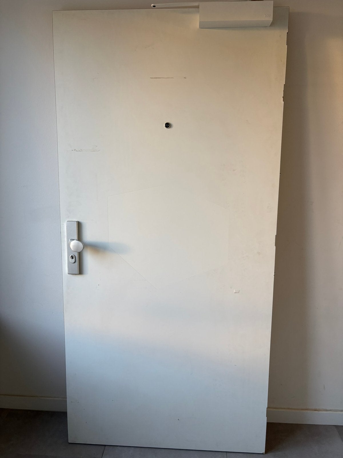 Veiligheidsdeur met 2 stalen platen in, Doe-het-zelf en Bouw, Ophalen, 80 tot 100 cm, Zo goed als nieuw, 200 tot 215 cm
