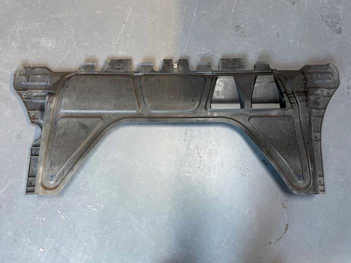 Plaque de protection sol d'un Volkswagen Golf, Volkswagen, -, 3 mois de garantie, Utilisé