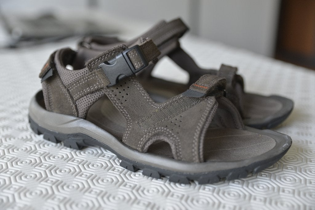 Sandales de randonnée homme QUECHUA NH500 Cuir marron 39, Enlèvement ou Envoi, Comme neuf, Chaussures