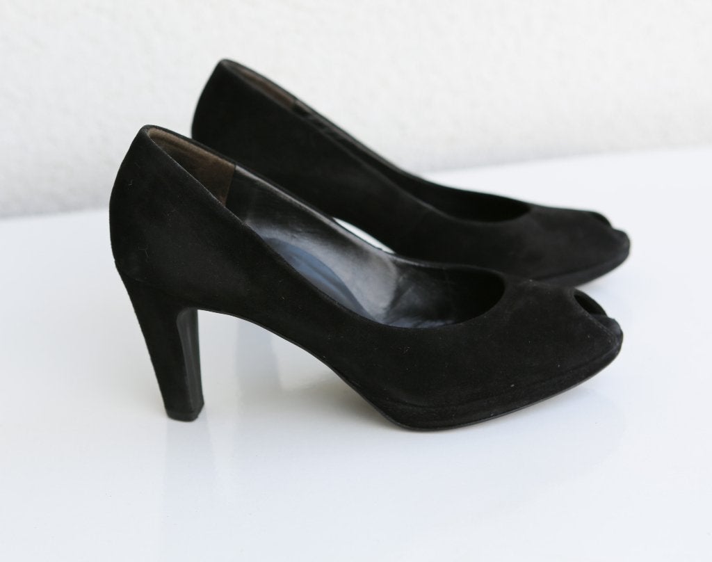 Paul Green suède pumps maat 38, Kleding | Dames, Schoenen, Pumps, Zwart, Ophalen of Verzenden, Zo goed als nieuw