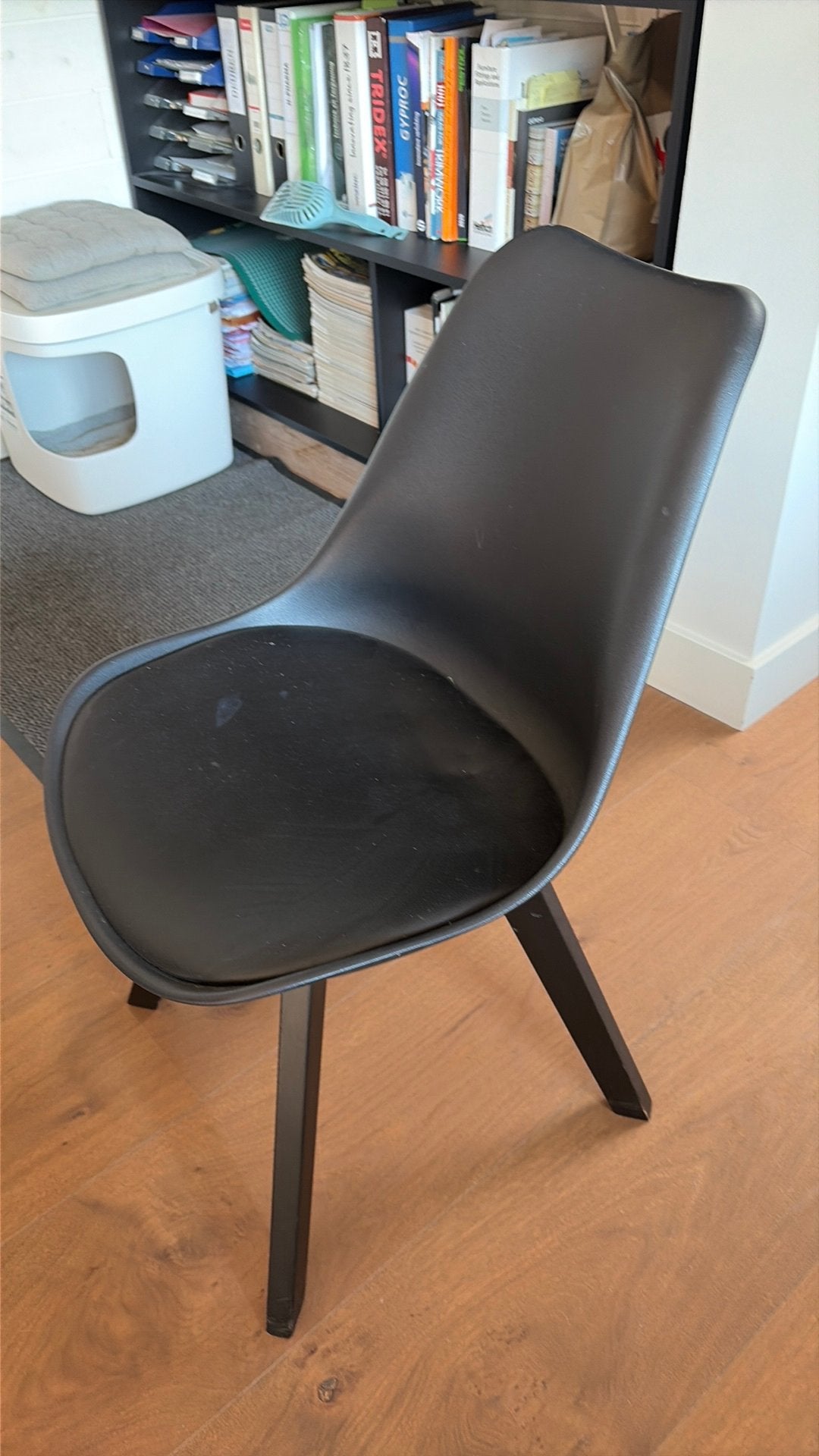 Stoel prijs per stoel, Huis en Inrichting, Stoelen, Ophalen, Gebruikt, Zwart