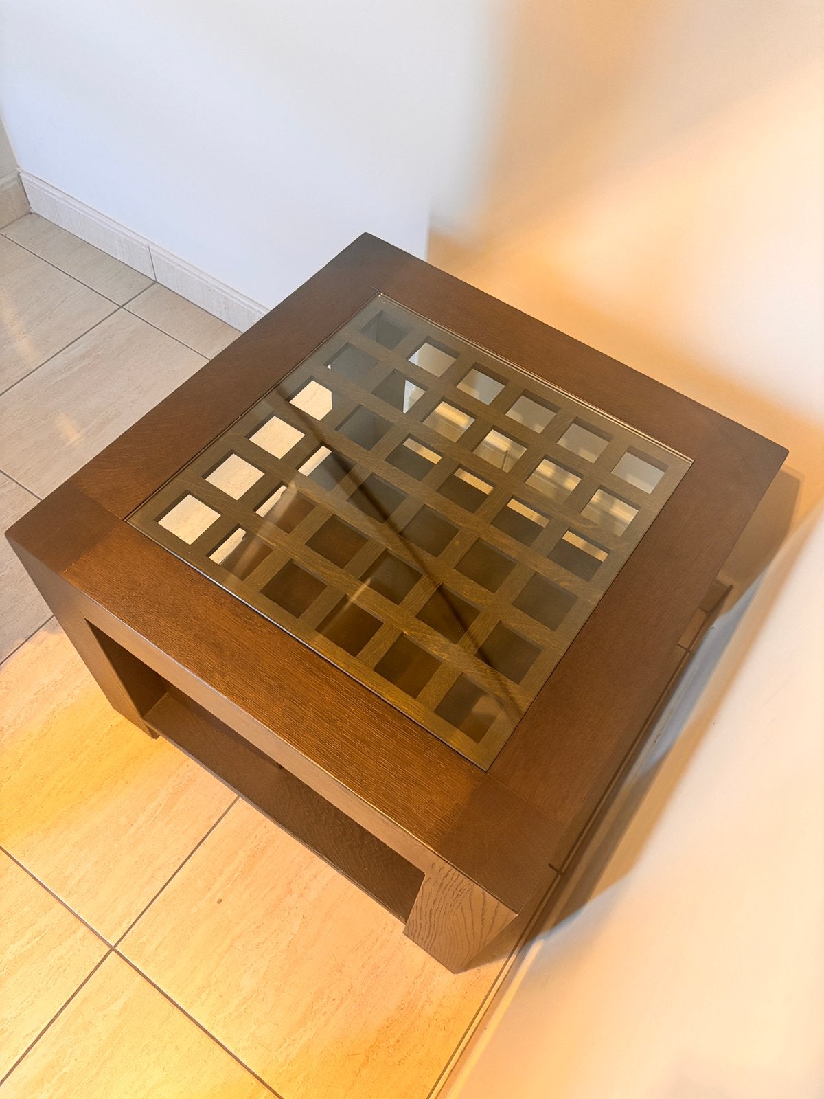 Table basse Van Aerde, Enlèvement