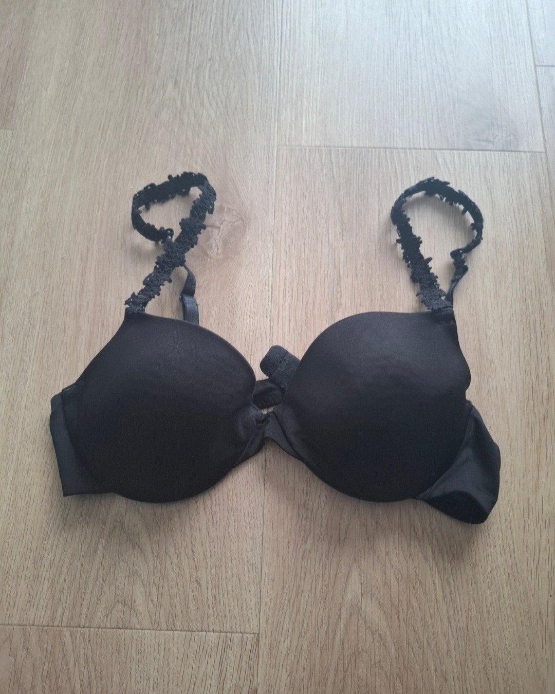 Bh maat 80B, Vêtements | Femmes, Sous-vêtements & Lingerie, Enlèvement ou Envoi, Noir, Soutien-gorge
