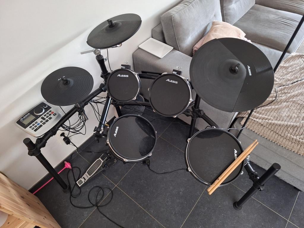 Alesis dm8 electrisch drumstel, Enlèvement