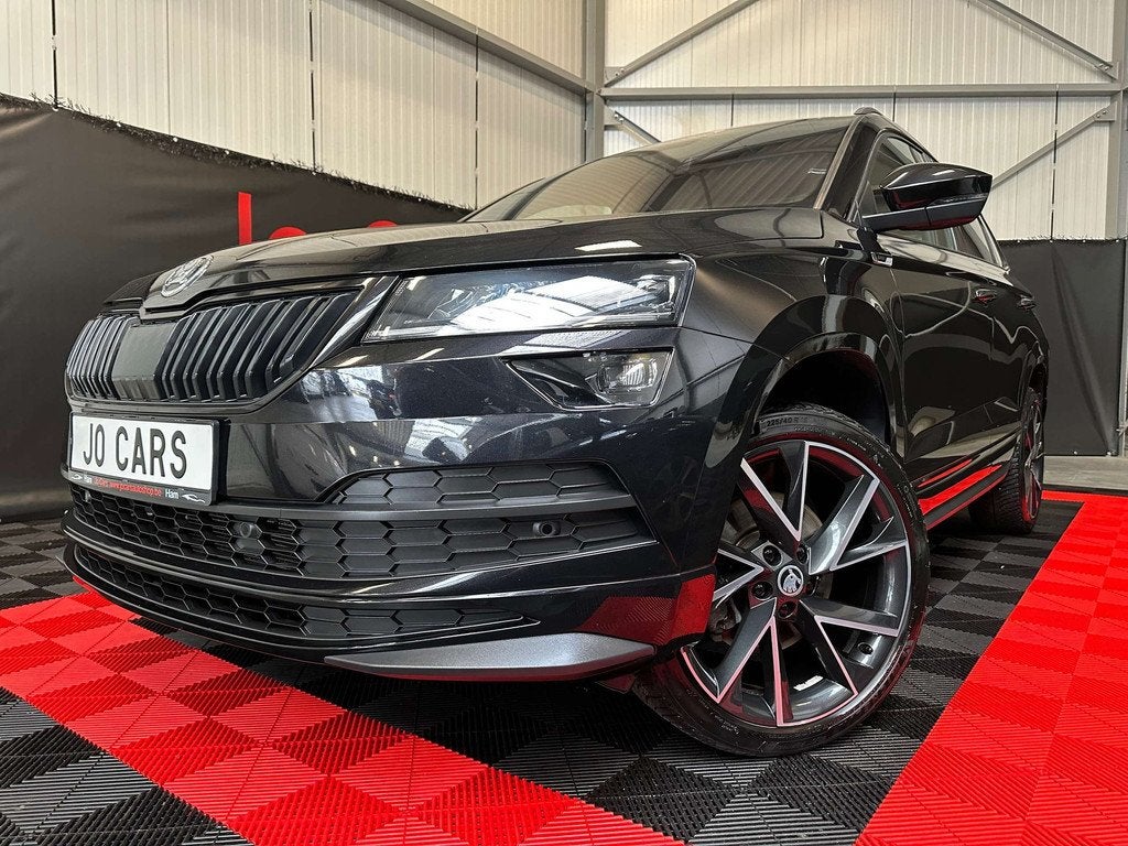 Skoda Karoq 1.5 TSI/Sportline/DSG/Led/Cc/Zv/Camera/S Seats/, USB, Entreprise, Autres couleurs, Noir