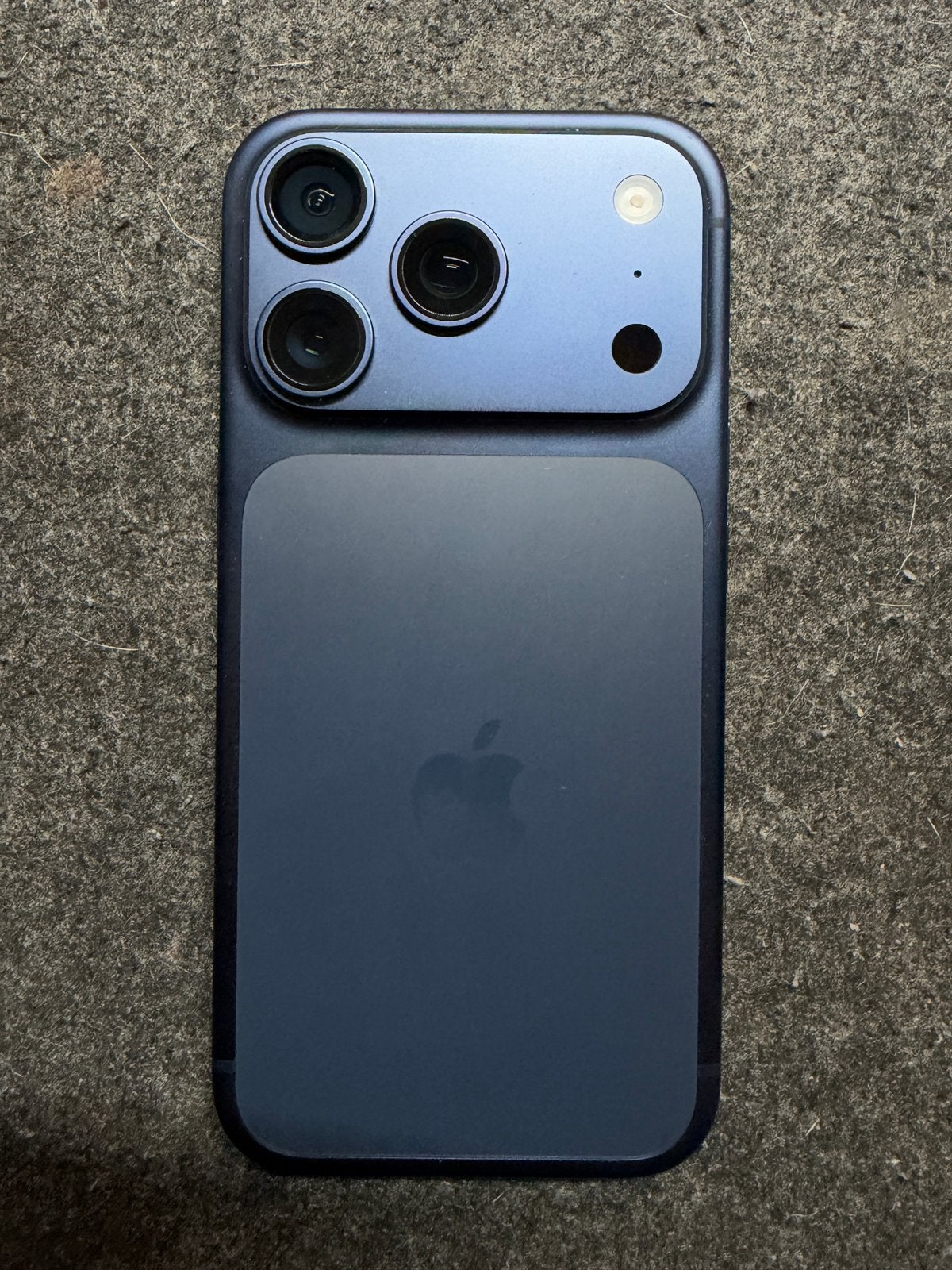 Iphone 17 pro deepblue 256gb, 256 GB, Comme neuf, Enlèvement, Sans abonnement