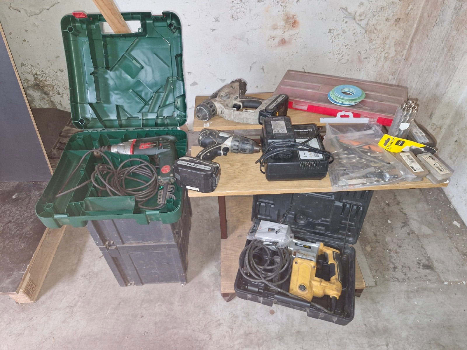 Set boormachines in goede conditie, Ophalen