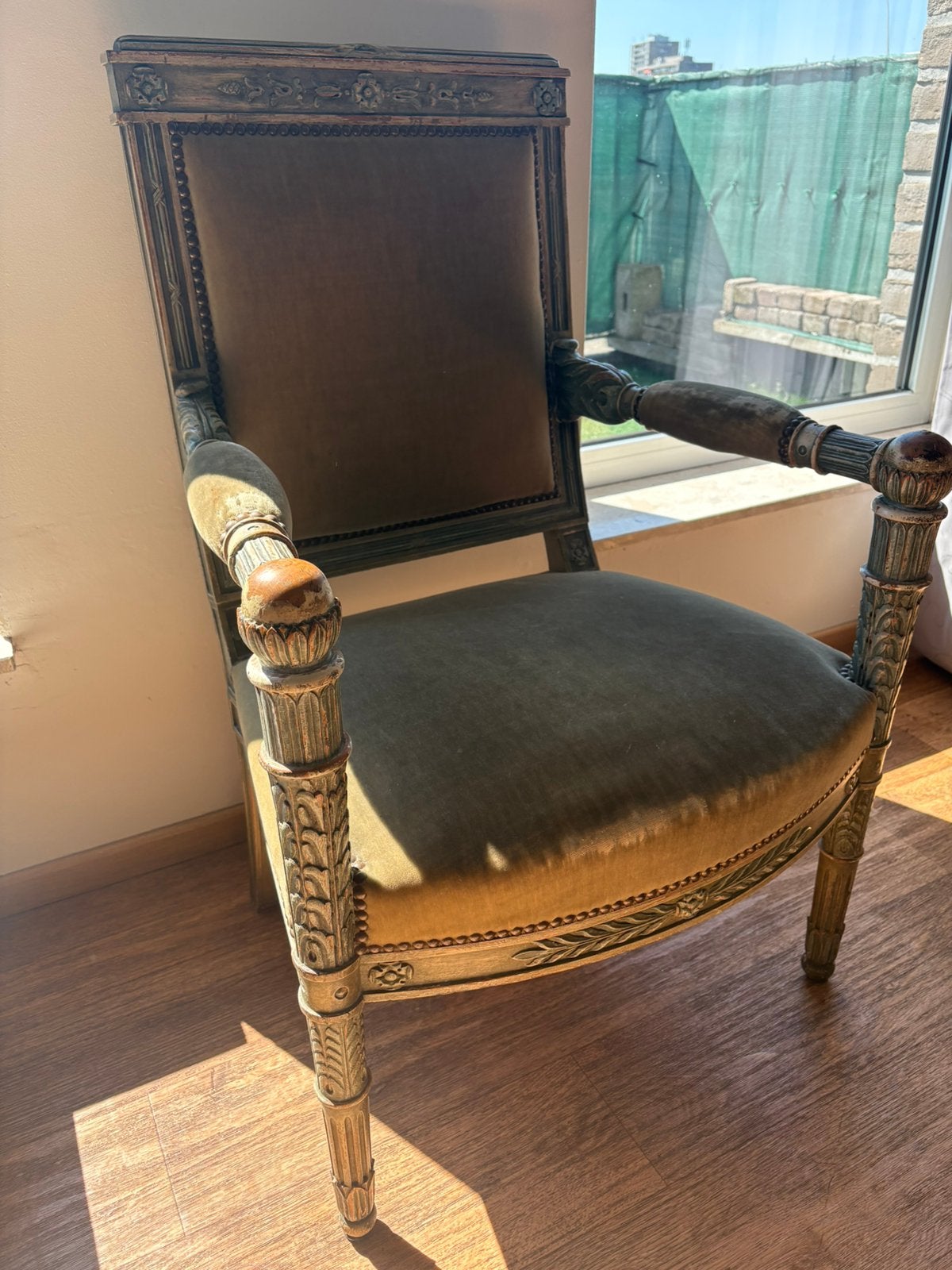 Stoel Louis XVI, Enlèvement