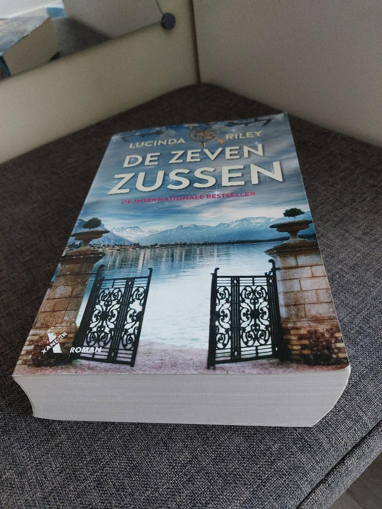 Boek lucinda riley de zeven zussen, Enlèvement ou Envoi, Lucinda Riley, Belgique, Utilisé