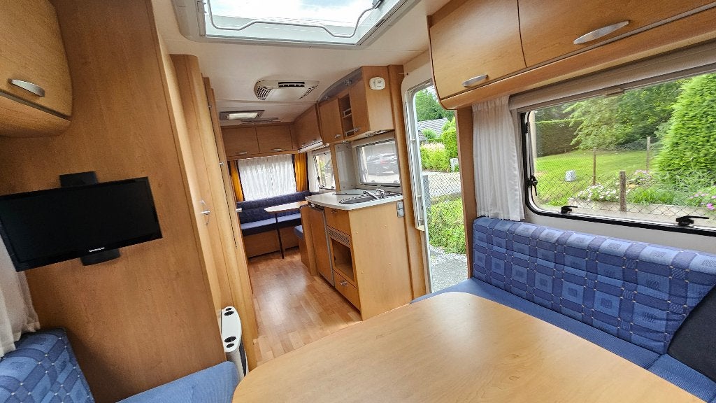 Knaus 6-persoons caravan, luifel, voortent én AIRCO!, Rondzit, Particulier, Overige typen, 5 tot 6 meter